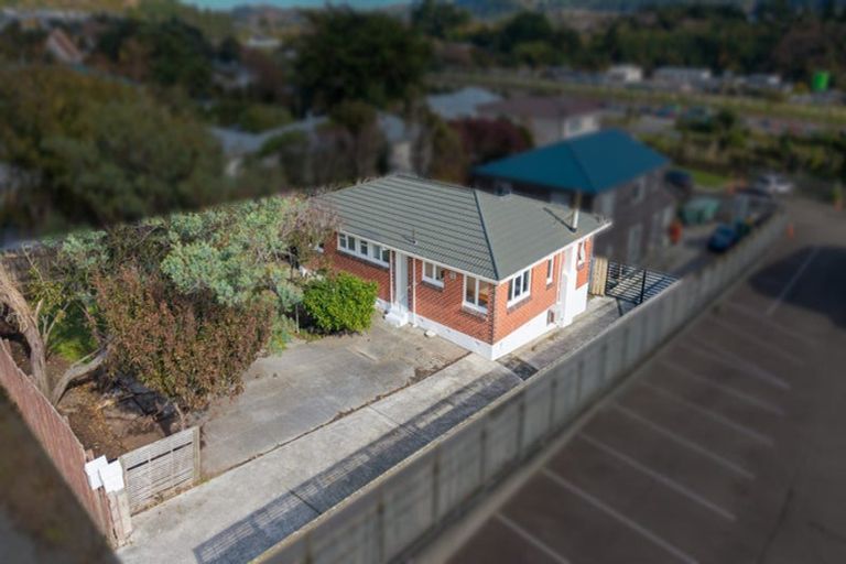 Photo of property in 11 Kivell Street, Ranui, Porirua, 5024