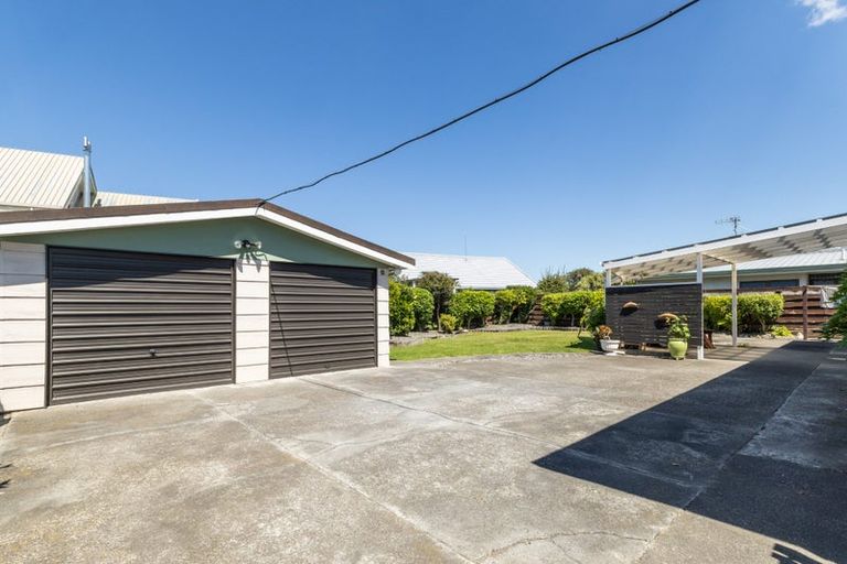 Photo of property in 27 Donegal Crescent, Tamatea, Napier, 4112