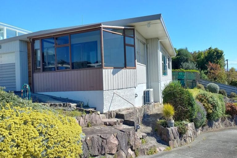 Photo of property in 17a Seaview Road, Otumoetai, Tauranga, 3110