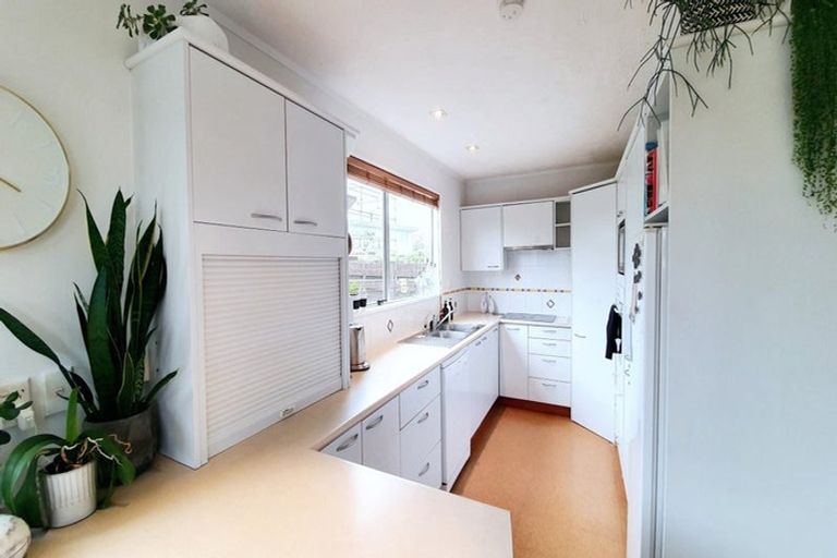 Photo of property in 178 Orangi Kaupapa Road, Northland, Wellington, 6012