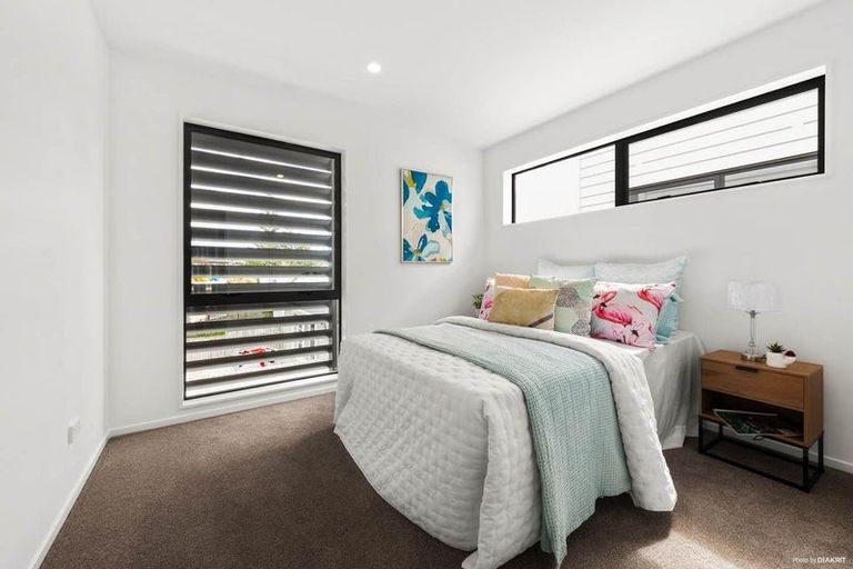 Photo of property in 7d Queen Mary Avenue, New Lynn, Auckland, 0600