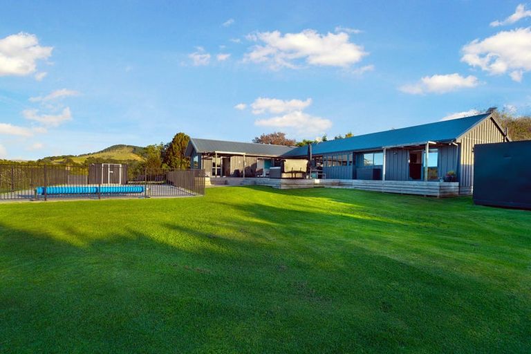 Photo of property in 538 Whangaripo Valley Road, Whangaripo, Wellsford, 0972