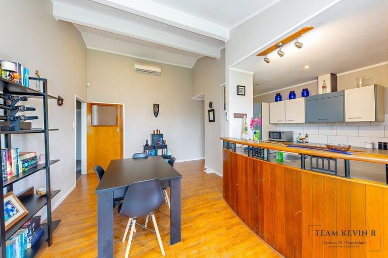 Photo of property in 64 Old Wairoa Road, Papakura, 2110