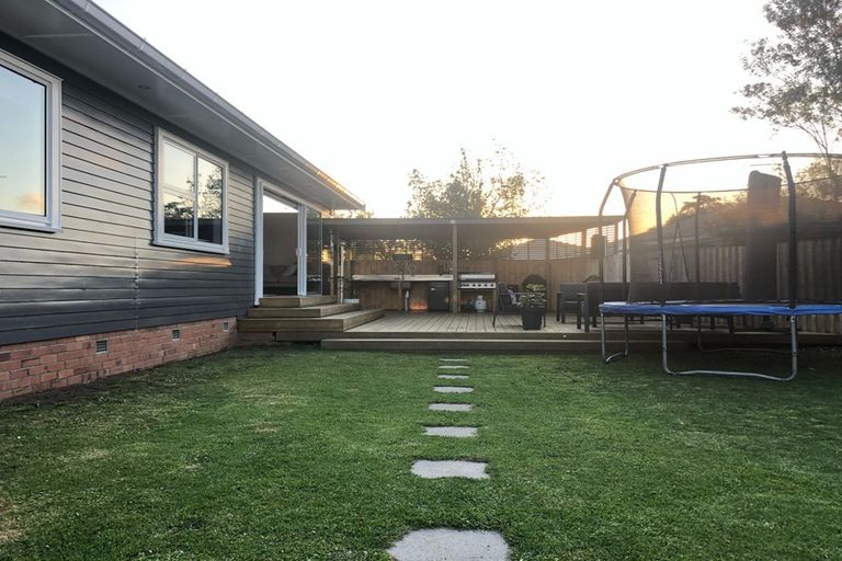 Photo of property in 1/248 Birkdale Road, Birkdale, Auckland, 0626