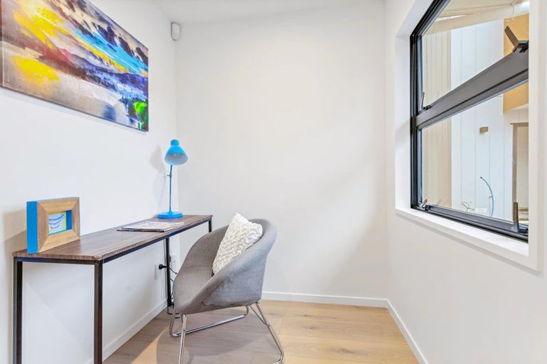 Photo of property in 8/28 Lavelle Road, Henderson, Auckland, 0612