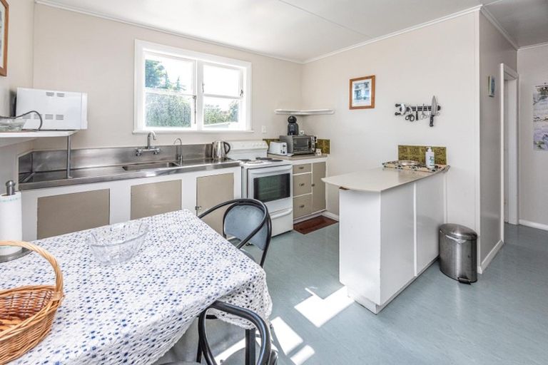 Photo of property in 1 Matarawa Street, Whanganui East, Whanganui, 4500