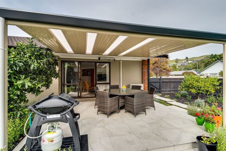 Photo of property in 24 Hetley Crescent, Taradale, Napier, 4112