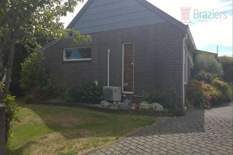 Photo of property in 48 Karnak Crescent, Russley, Christchurch, 8042