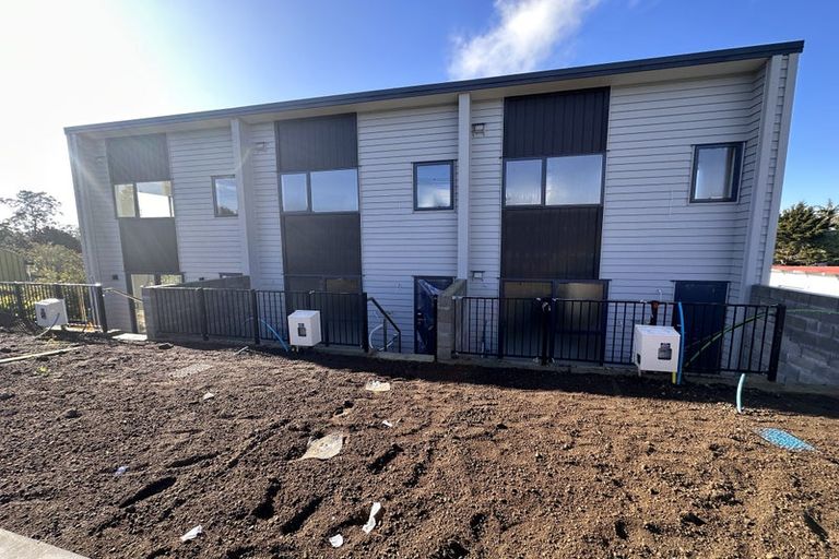 Photo of property in 309 Don Buck Road, Massey, Auckland, 0614