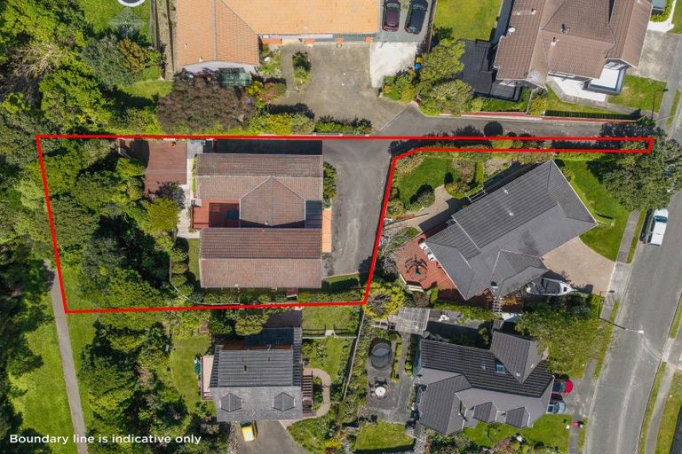 Photo of property in 9 Kinnel Grove, Papakowhai, Porirua, 5024