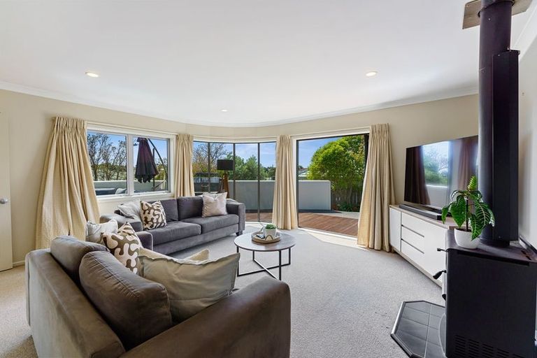 Photo of property in 12 Murray Court, Paraparaumu Beach, Paraparaumu, 5032