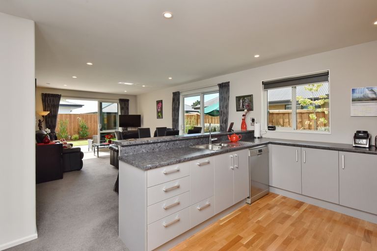 Photo of property in 35 Burford Way, Rolleston, 7615