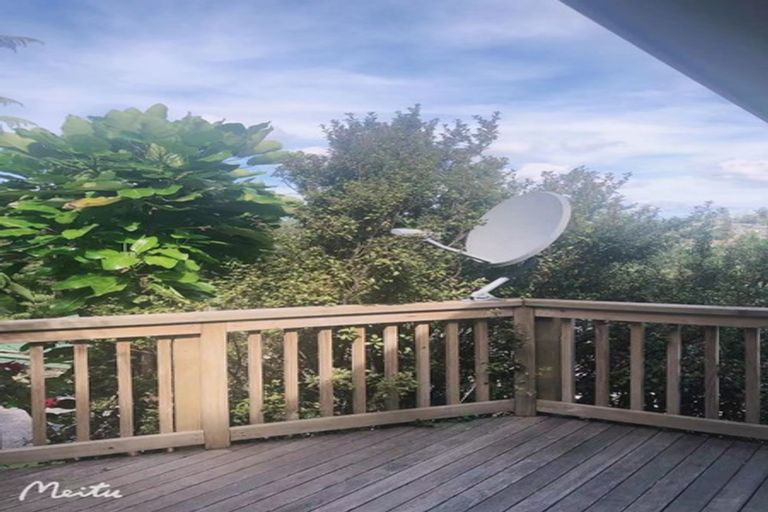 Photo of property in 1/48 Noeleen Street, Glenfield, Auckland, 0629