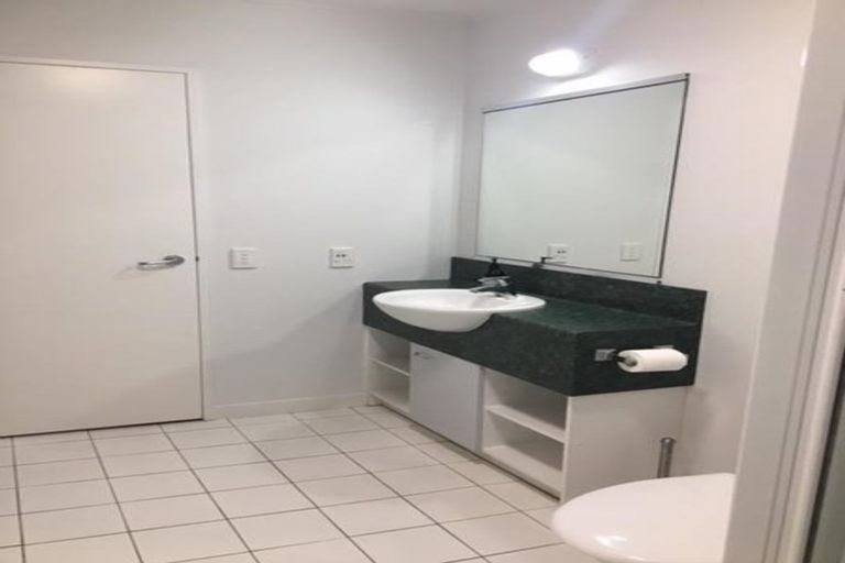 Photo of property in Dixonlane Apartments, 8/7 Feltex Lane, Te Aro, Wellington, 6011