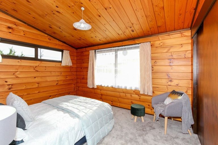 Photo of property in 247 Tukapa Street, Westown, New Plymouth, 4310