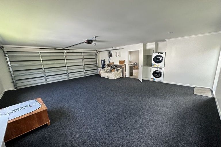 Photo of property in 21a Fairmount Road, Titirangi, Auckland, 0604