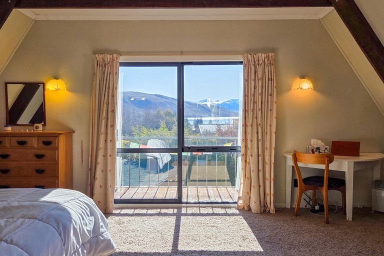 Photo of property in 29 Murray Place, Lake Tekapo, 7999