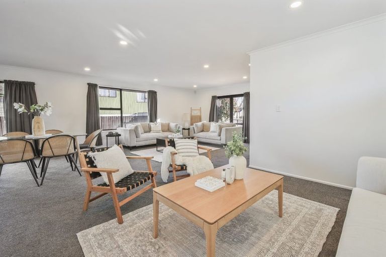 Photo of property in 16 Dunbarton Street, Redwood, Christchurch, 8051