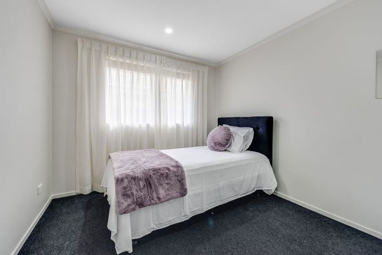 Photo of property in 10 Manawaroa Close, Grandview Heights, Hamilton, 3200