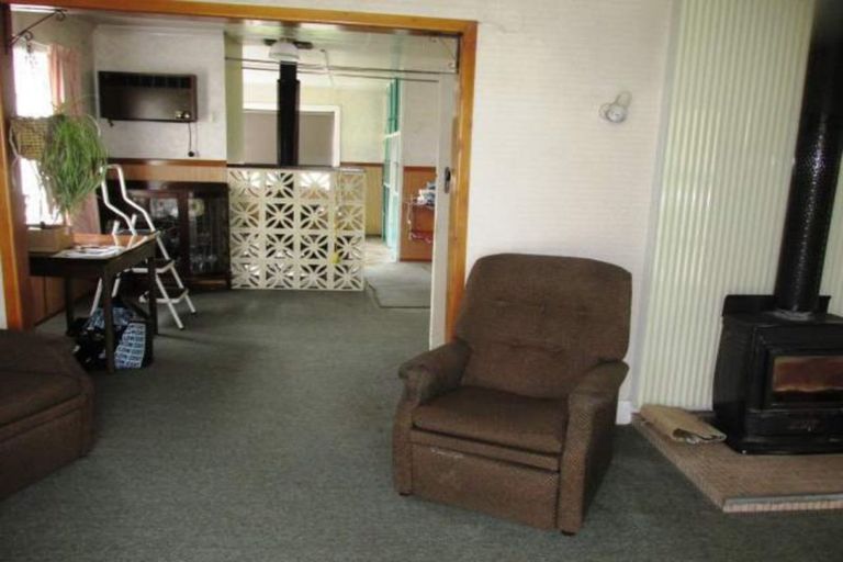 Photo of property in 2 Shearman Street, Reefton, 7830