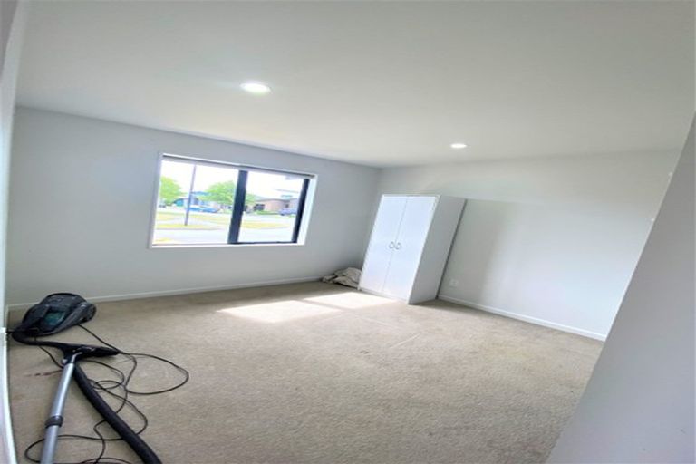Photo of property in 43 Carradale Avenue, Broomfield, Christchurch, 8042