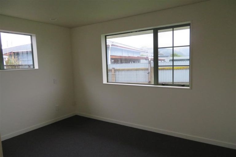 Photo of property in 23f1- Beth Street, Trentham, Upper Hutt, 5018
