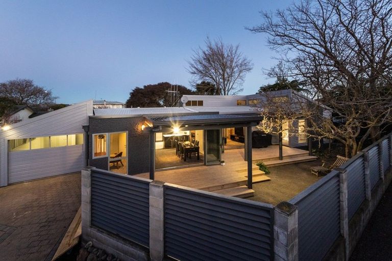 Photo of property in 72 Ihaka Street, Hokowhitu, Palmerston North, 4410