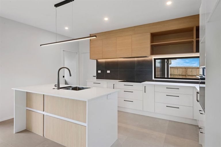 Photo of property in 75 Ed Hillary Drive, Rolleston, 7615