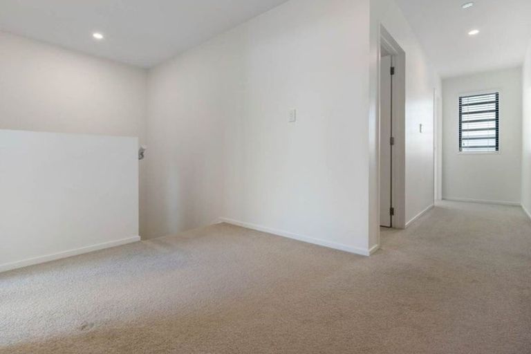 Photo of property in 24 Hiki Street, Hobsonville, Auckland, 0616