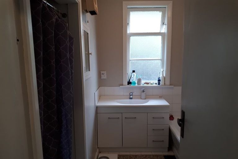 Photo of property in 241 Ilam Road, Ilam, Christchurch, 8041