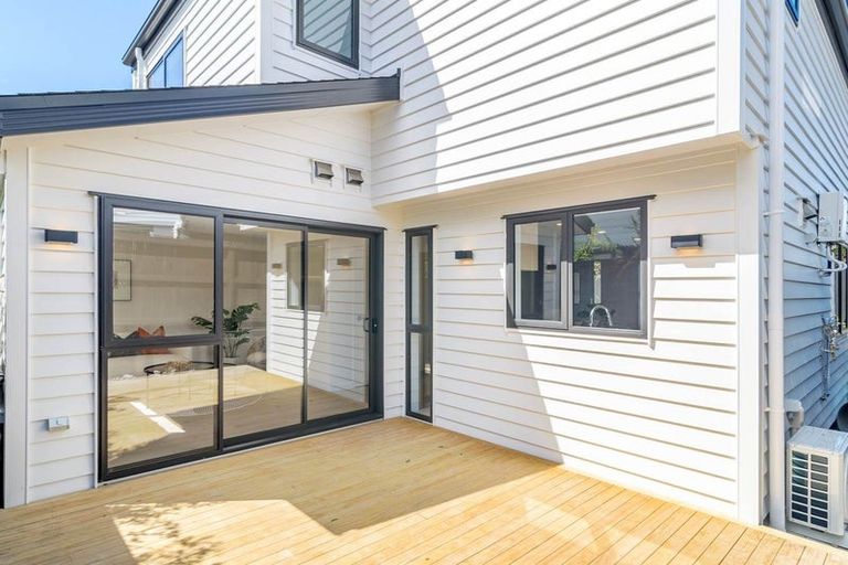 Photo of property in 20c Seine Road, Forrest Hill, Auckland, 0620