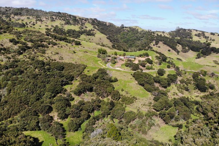 Photo of property in 2762 Kaipara Coast Highway, Glorit, Warkworth, 0984