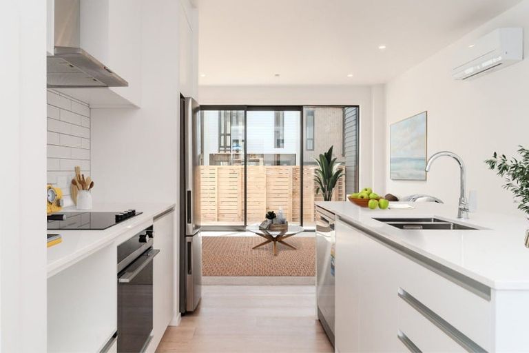 Photo of property in 6 Kamahi Place, Paraparaumu, 5032