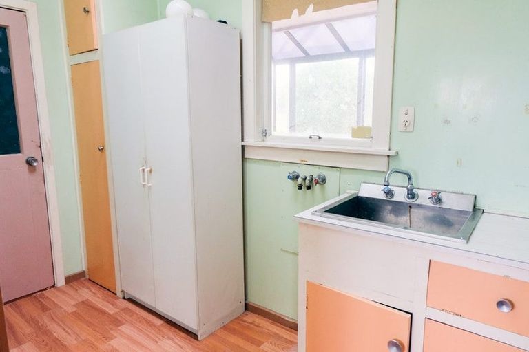 Photo of property in 5 Stuart Street, Holmes Hill, Oamaru, 9401
