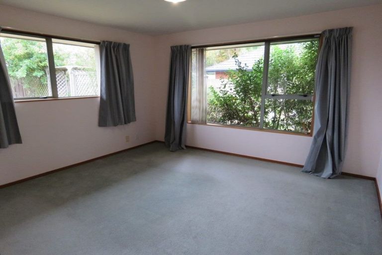 Photo of property in 10 Mull Place, Broomfield, Christchurch, 8042