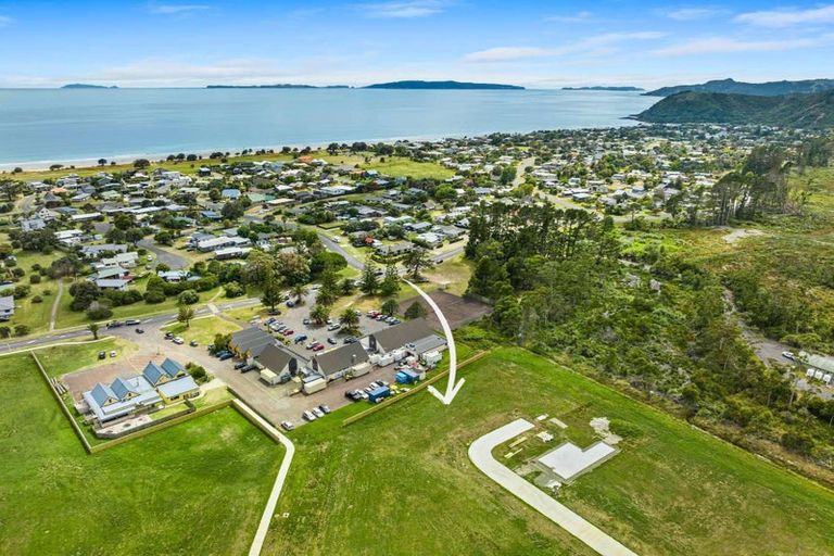 Photo of property in 105 Karearea Way, Matarangi, 3592