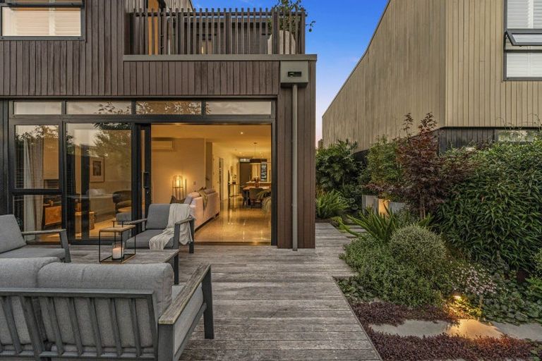 Photo of property in 20 Hastings Street, Hobsonville, Auckland, 0616