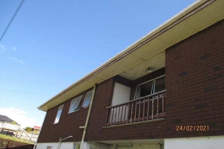 Photo of property in 236 Triangle Road, Massey, Auckland, 0614
