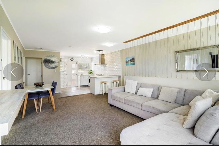 Photo of property in 1/131 Glamorgan Drive, Torbay, Auckland, 0630