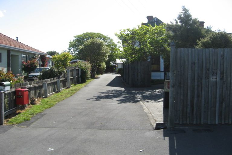 Photo of property in 2/21a Quinns Road, Shirley, Christchurch, 8013