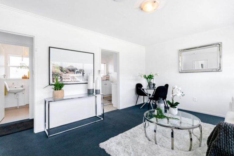 Photo of property in 3/24 Inverness Road, Browns Bay, Auckland, 0630