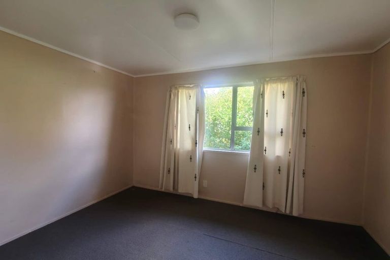 Photo of property in 37 Seon Place, Birkdale, Auckland, 0626