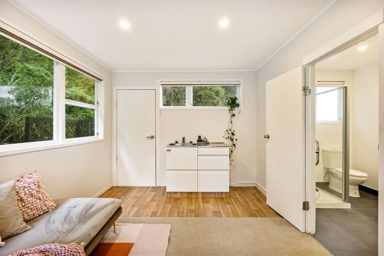 Photo of property in 176 Ti Rakau Drive, Pakuranga Heights, Auckland, 2010