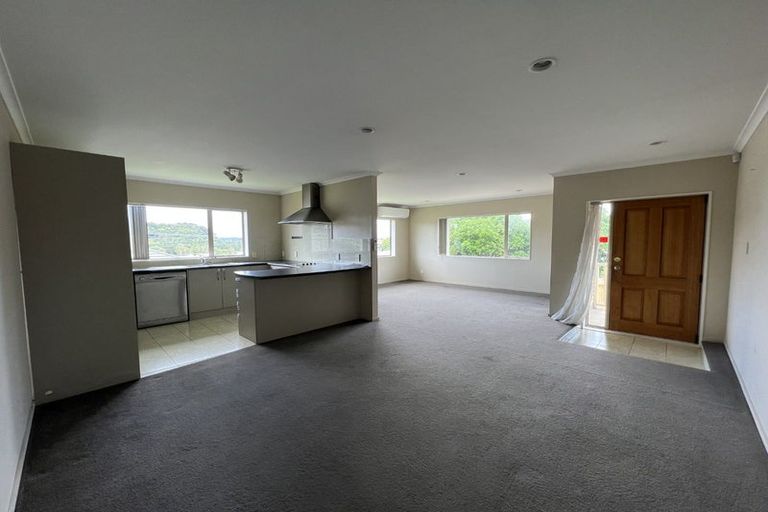 Photo of property in 3 Exotic Place, Massey, Auckland, 0614