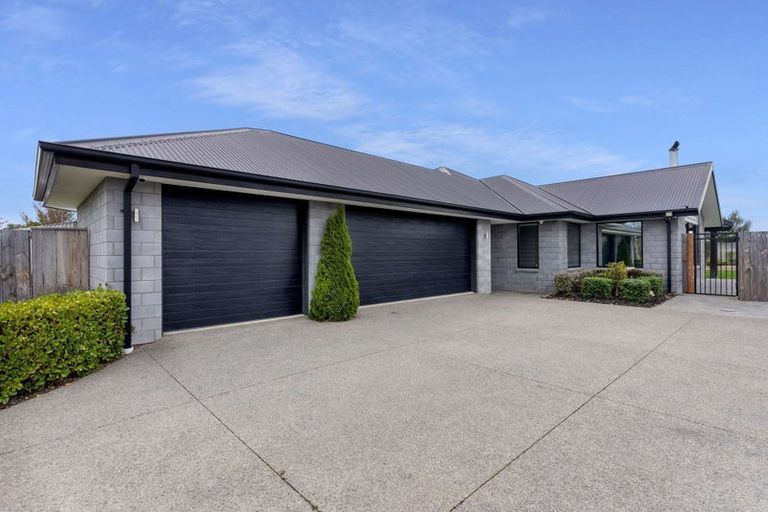Photo of property in 31 Navy Loop, Rolleston, 7614