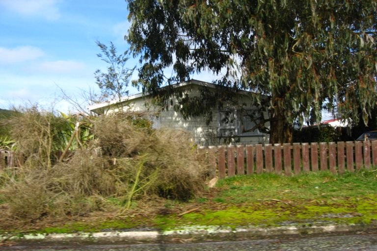 Photo of property in 9 Conlon Street, Reefton, 7830