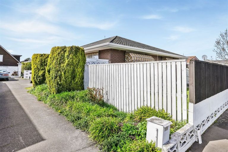 Photo of property in 224 Waimairi Road, Ilam, Christchurch, 8041