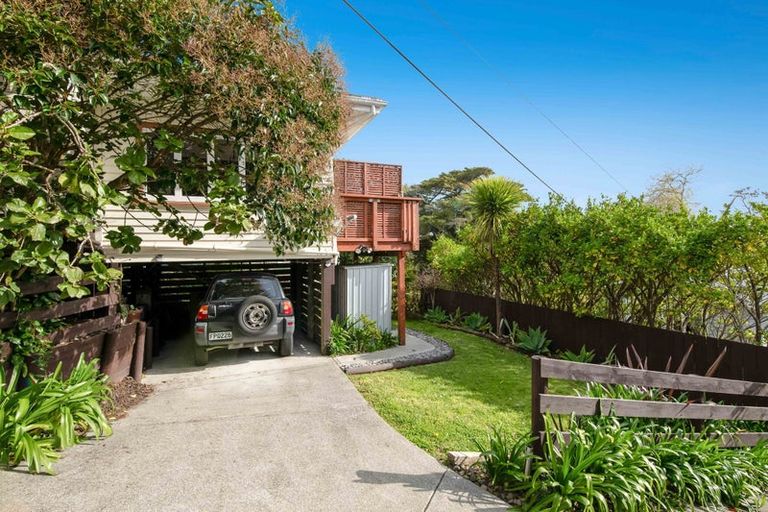 Photo of property in 27a Makiri Street, Helensville, 0800