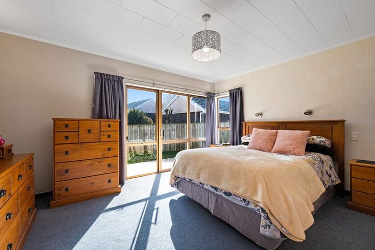 Photo of property in 15 Quin Crescent, Hawera, 4610