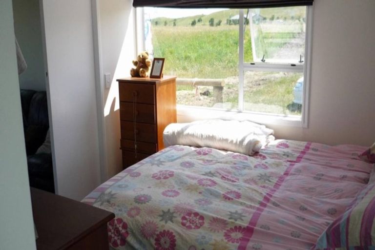 Photo of property in 175 Derham Road, Te Horo, Otaki, 5581